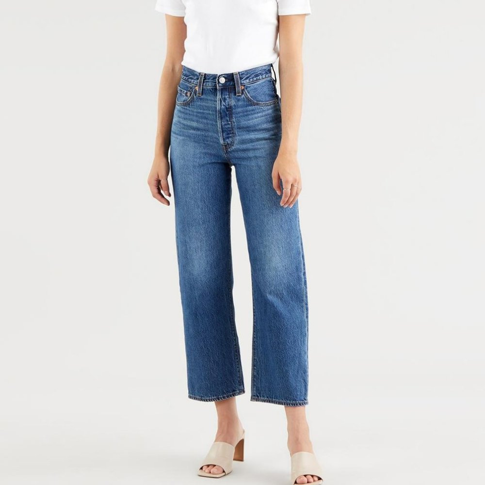 Levi's Ribcage Straight Ankle Women's Jeans in Noe Fog